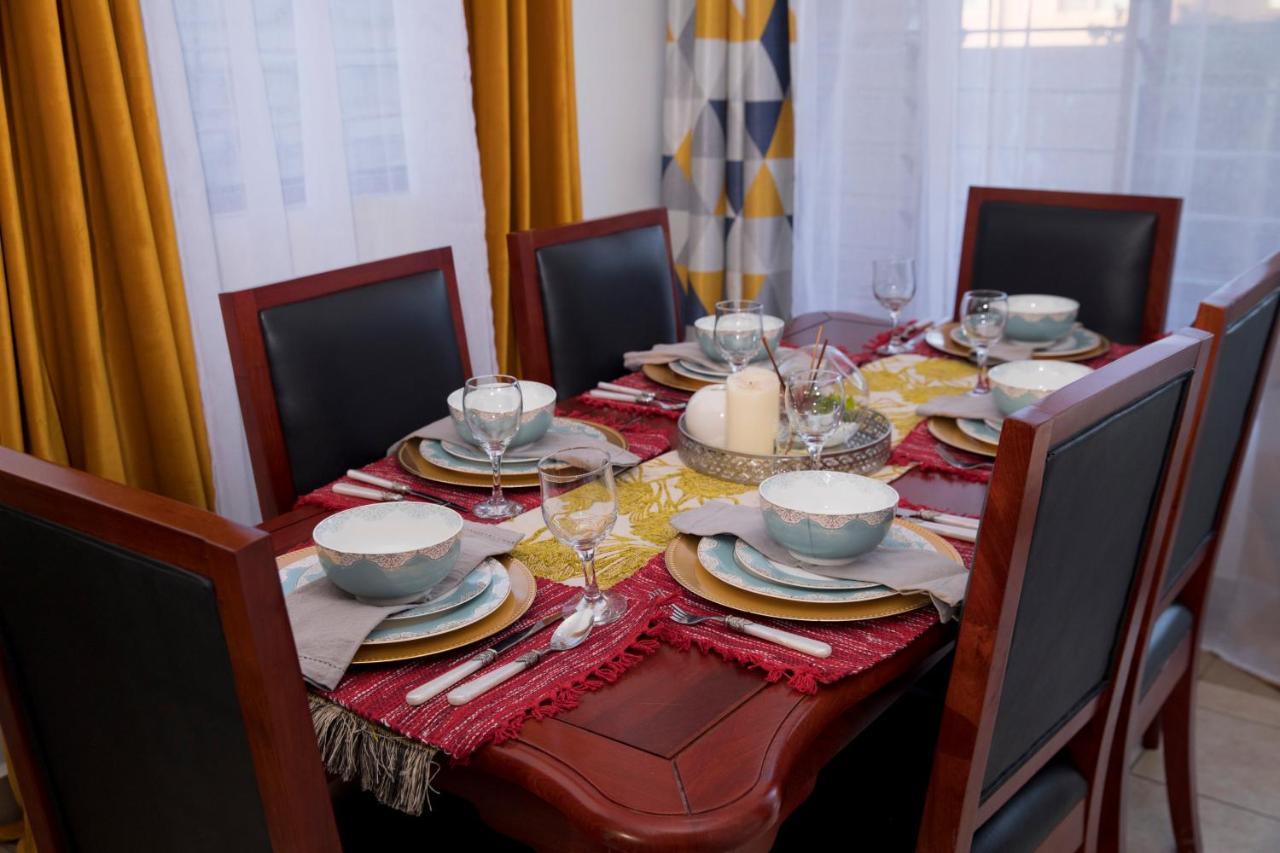 Sanctuary Aparthotel-Ac-Garden- Solar-Wi-Fi -Firepit-Park-Carport لوساكا المظهر الخارجي الصورة
